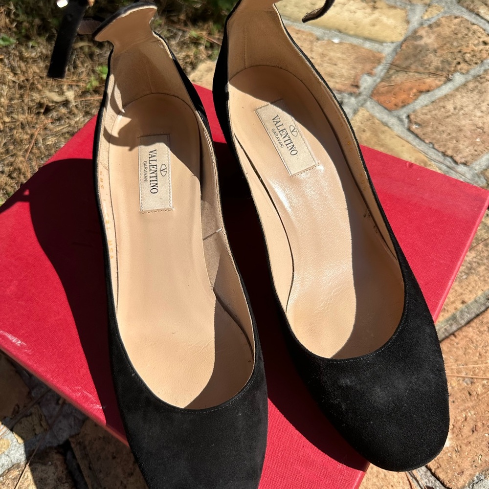 Valentino “Garavani” Black Suede Heels 38.5